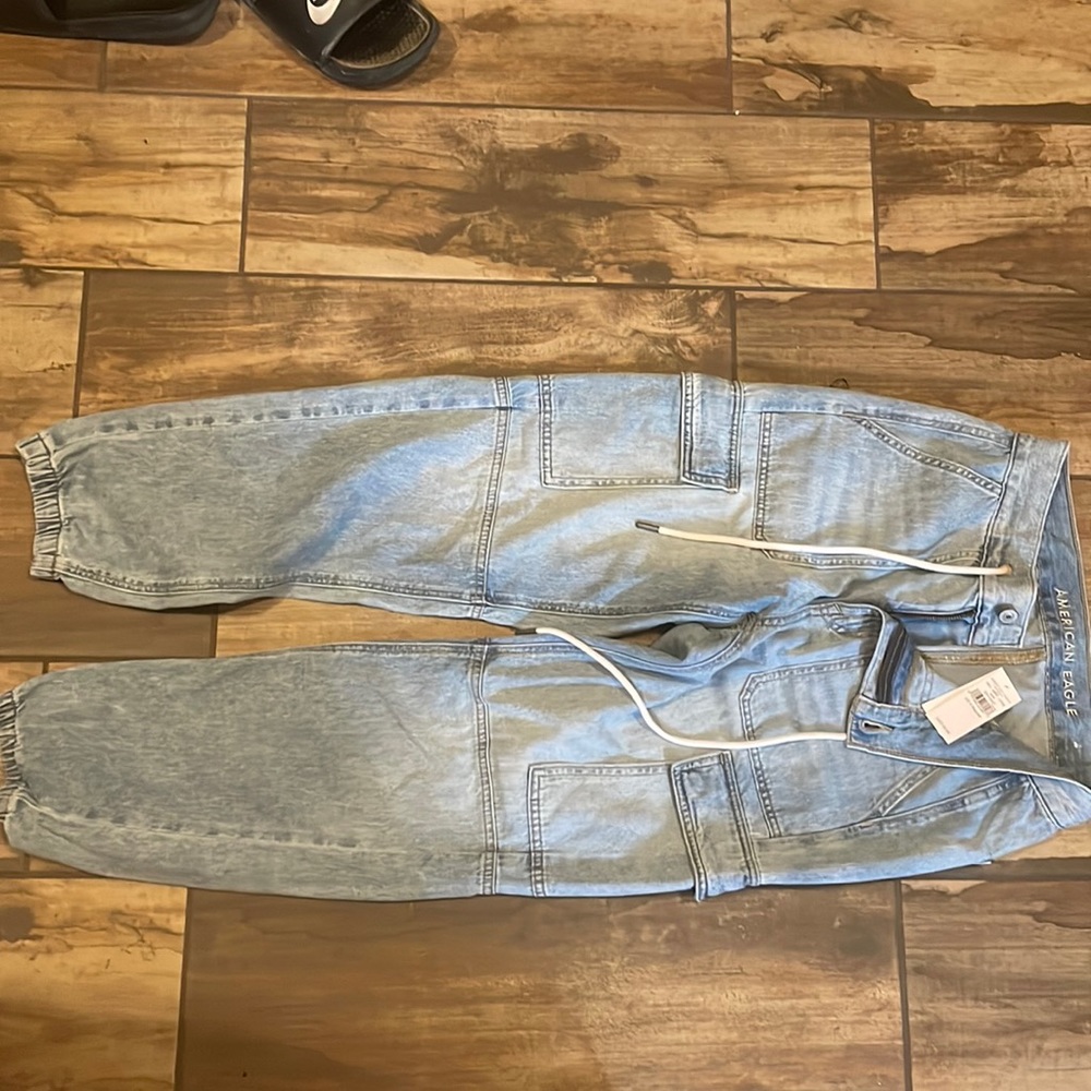 American Eagle Jogger cargo jeans